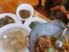 -老唐三下锅 ·张家界地标美食(溪布街店)