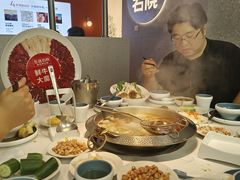 -左庭右院鲜牛肉火锅(新梅广场店)