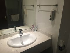 -汉庭(上海虹桥机场新店)