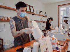 -Line 咖啡(石厦花园店)