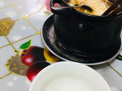 -李记特色罐罐米线(重庆中环大厦店)