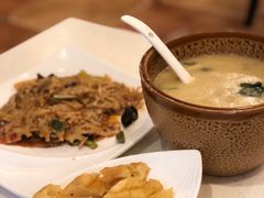 -闫府私房菜(经四路万达店)