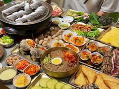 -围炉肉舍丹东海鲜烤肉·烤活鳗(步行街店)