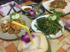 -Jungle Kitchen