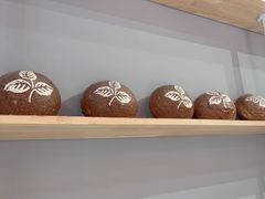-焙丽拾光(麦凯乐直营店)