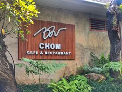 -Chom Cafe and Restaurant