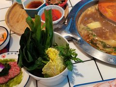 -喜悦小串丹东小黄牛海鲜烧烤大排档(民主广场店)
