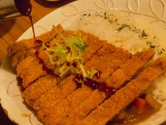 咖喱炸猪排堤坝饭-Ginko银子(青龙街店)