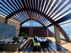 -三亚湾海居铂尔曼度假酒店