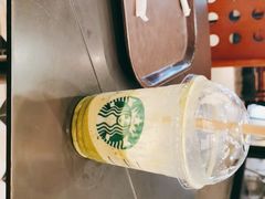 -星巴克(上海虹桥新天地二店)