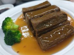 -金龙大四喜牛肉火锅