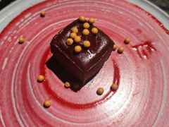 -LES ELITES 英集荟(南京西路店)