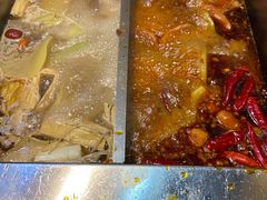 -月满大江经典成都火锅(麻城店)