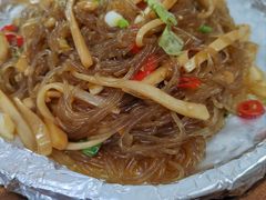 -丹江口渔村·湘味厨房(桃园店)