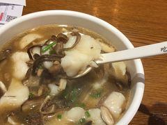 -渝是乎川渝小炒(新世界百货望京店)
