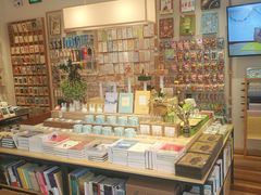 自助取餐区-猫的天空之城概念书店(束河店)
