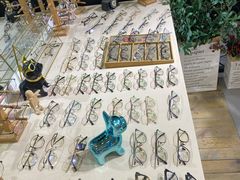 -肆兮眼镜·蔡司·徕卡战略合作店(大坪店)