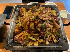 香辣排骨虾-炉小二铜锅牛蛙•川湘菜(三里屯店)