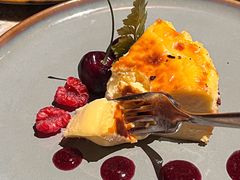 -BROWNSTONE布朗石西班牙餐厅(富城店)