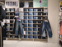 -优衣库(北京万柳华联购物中心店)