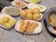 -光头药膳鸡(莱茵小镇店)