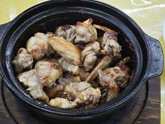 五指毛桃焗乡下土鸡-紫金客家菜·石锅猪肚鸡(十年店)