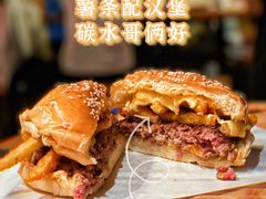 薯条汉堡-悠航SLOWBOAT(三里屯店)
