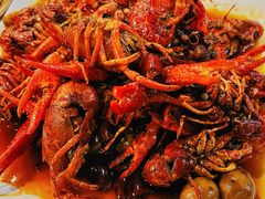 -李双猪·小龙虾·烧烤·羊肉煲(乐山店)