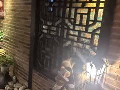 -树下时尚餐厅(翠园街店)