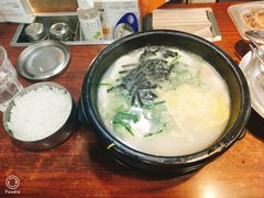年糕雪浓汤-神仙雪浓汤(明洞店)