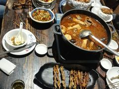 -蚝美人·生蚝海鲜烧烤(茶花园店)