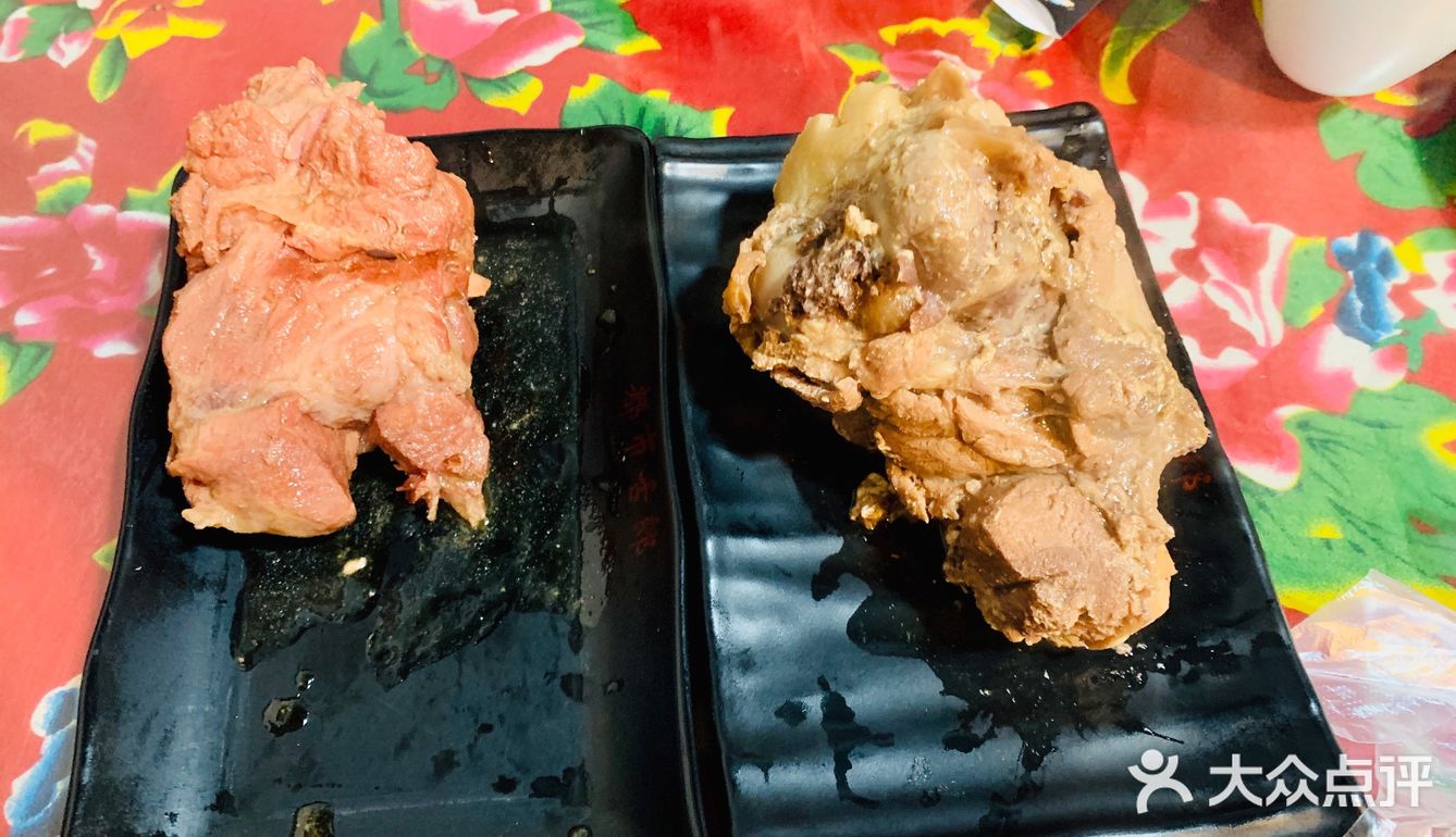 味道分量菜品都很东北