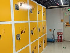 -安东易迷你自助仓储寄存仓库(草桥店)
