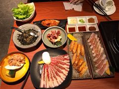 -山之屋炭火烧肉·生啤畅饮(大朗万科中央公园店)