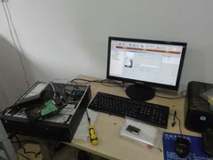 -鸿准通信科技·忠诚手机电脑维修中心(三林店)