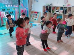 -黄浦乐烁龙鱼宝贝托育园(海潮路校区)