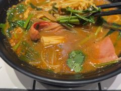 -肥汁米蘭香港米线(长宁来福士店)