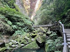 -龙水峡地缝景区
