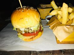 特制牛肉汉堡-EN SPACE恩空间