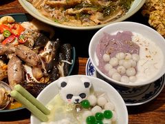 -八月美食小馆(银泰城总店)