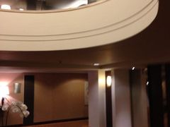 -上海波特曼丽思卡尔顿酒店