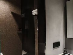 -万泊酒店(长沙五一广场国金中心店)
