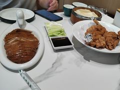 -梅利汴京烤鸭•开封豫菜地标店(东大街店)