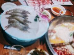 -佬土鹅肠火锅(中建大观店)