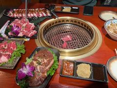 -喜牛烧肉酒场·黑金店(威高广场店)
