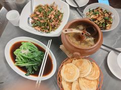 -蔼若春.传承三十年云南菜(金碧公园店)