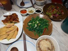 油白双拼-星平鸡饭·粤菜小炒(印象城旗舰店)