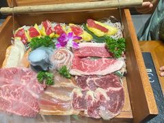 -何发发和牛烧肉·鳗鱼榴莲放题自助(乐峰广场店)