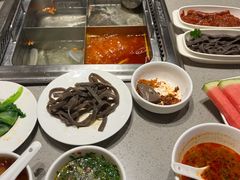 -海底捞火锅(曹安公路店)