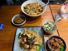 松茸干拌面-囿面传统制面馆(中央路店)